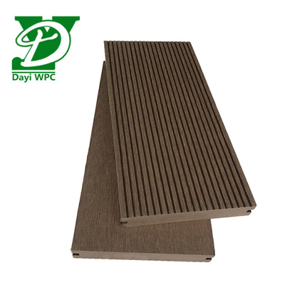 Lớp sàn gỗ nhựa tổng hợp chống nước hiện đại