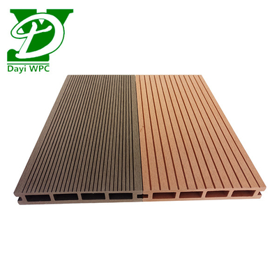 Đường sàn composite WPC bền cho hồ bơi và khu vườn