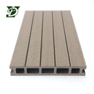 Sàn gỗ nhựa composite (WPC) ngoài trời bền bỉ, ít bảo trì
